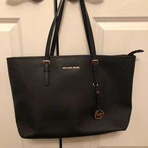 Michael Kors Jet Set Travel Tote